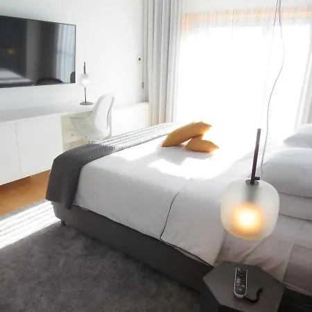 Apartament Panoramic In Travel, Parque Nacoes Lizbona
